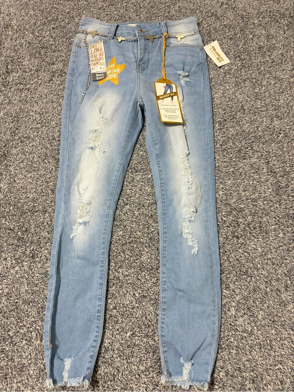 Celebrity Ace High Rise Skinny Ankle Jeans Size 9/29 Distressed Butterfly Chain